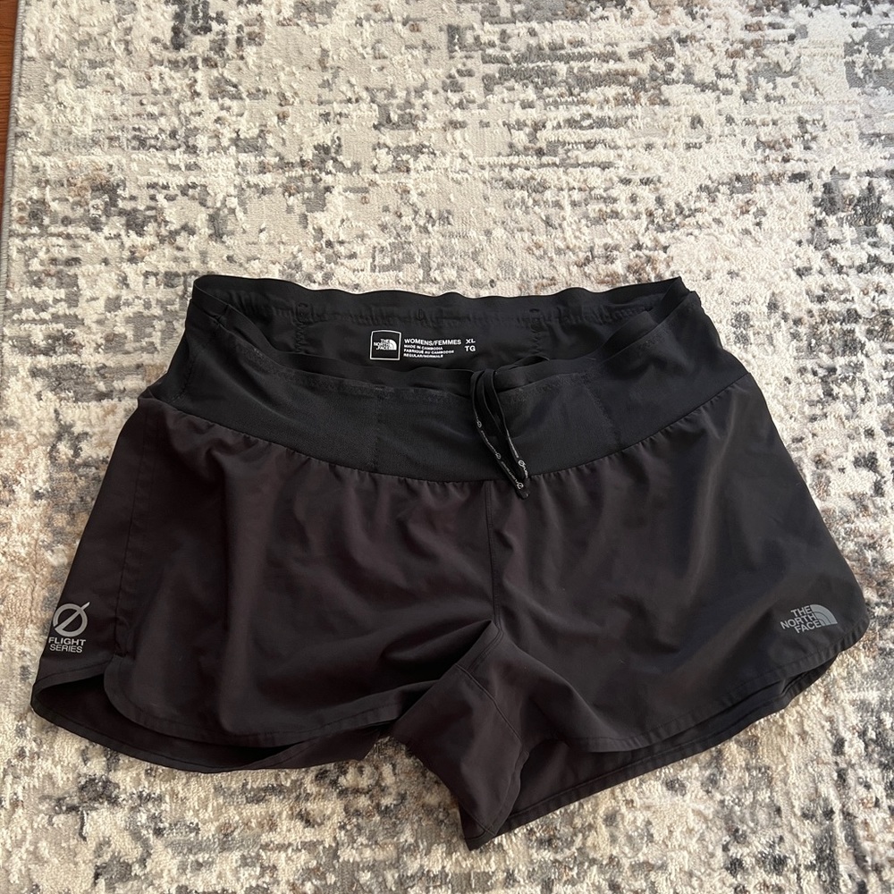 The North Face Flight Series women jogging shorts